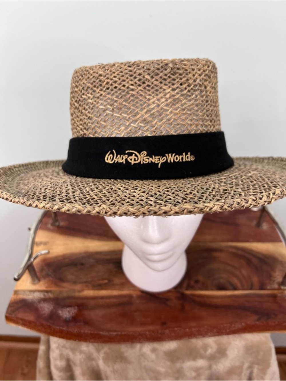 Walt Disney World Logo Natural Straw Safari Hat Wide Brim Sun Hat S/M